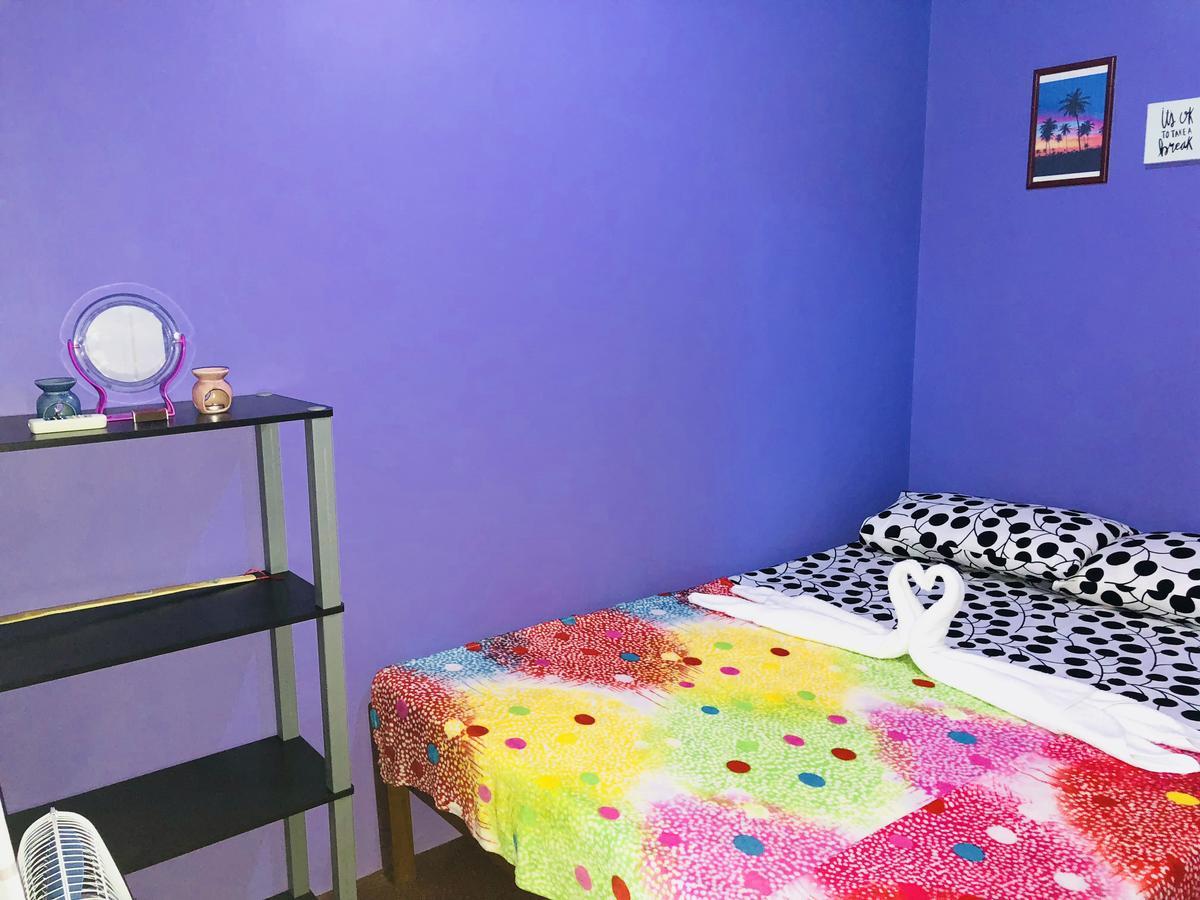 Colors Boutique Hostel Puerto Princesa Екстер'єр фото